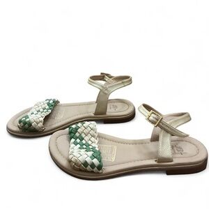 Chic Woven Green and Cream Sandals